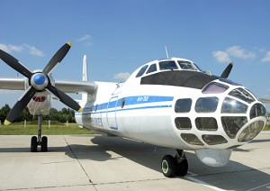 Руски самолет Ан-30Б.