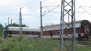 vlak- dereiliral