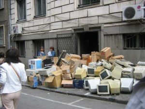 elektronni_otpadaci