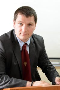 Андрей Велчев,Доктор по политология