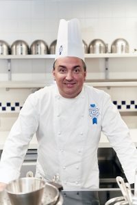 шеф Емил Минев